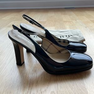 Authentic Size 37 Burberry Slingback Pumps